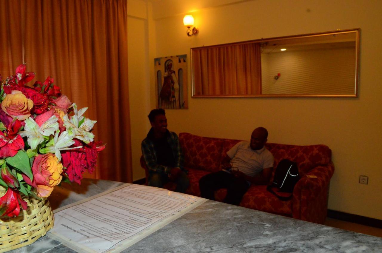 Abyssinia Guest House Addis Ababa Dış mekan fotoğraf